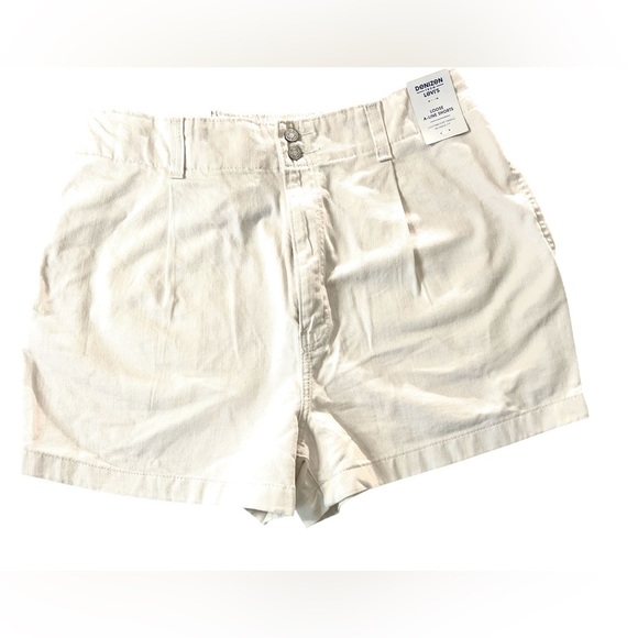 Denizen Levis Shorts Loose A-Line Womens White Denim, Size 12 / 31 - Picture 2 of 9
